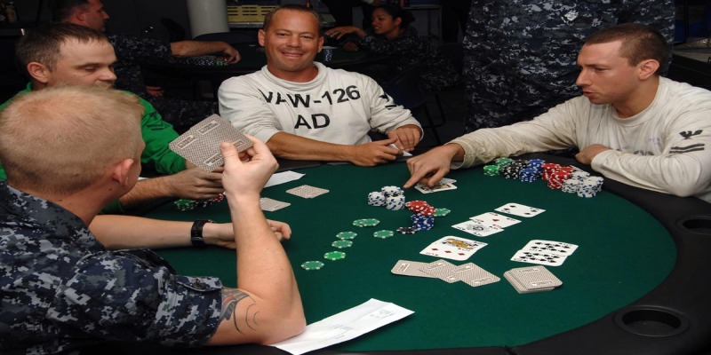 Mẹo chơi Poker hiệu quả là tập trung trong suốt quá trình cá cược